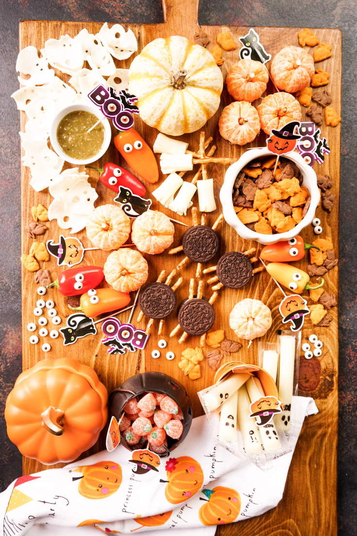 Healthy Halloween Snack Tray
